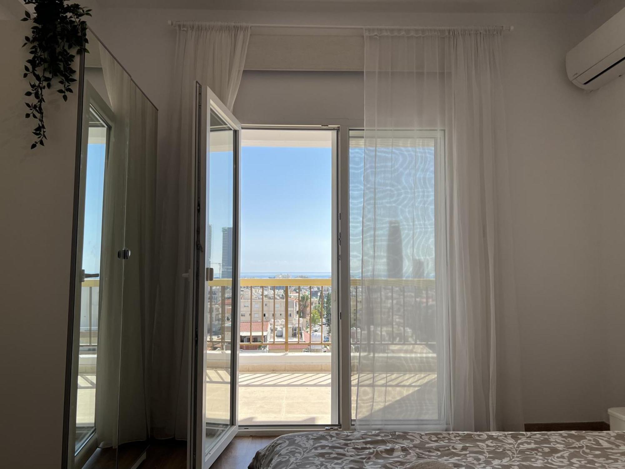 Sunny Rooms Limassol Exteriör bild
