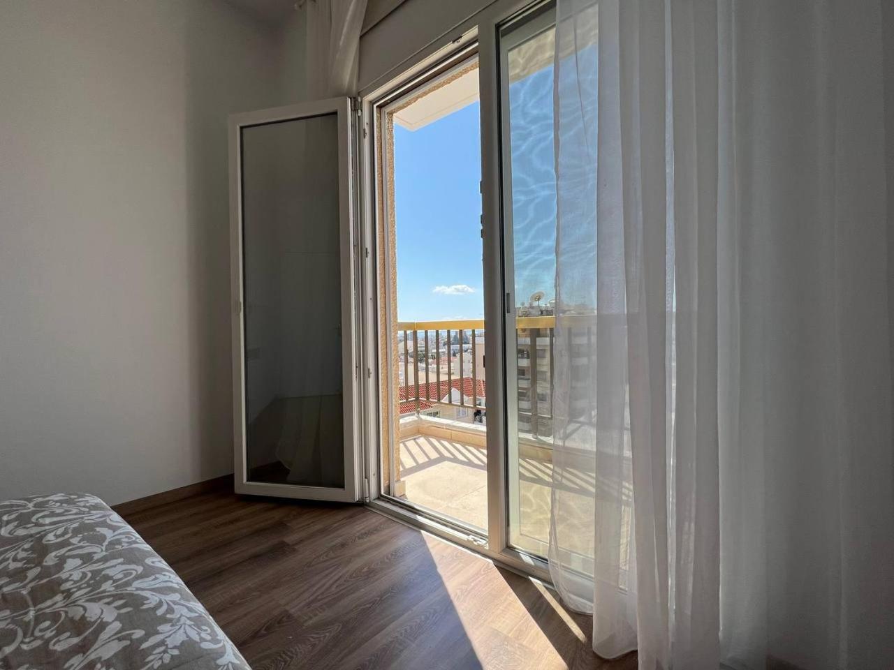 Sunny Rooms Limassol Exteriör bild