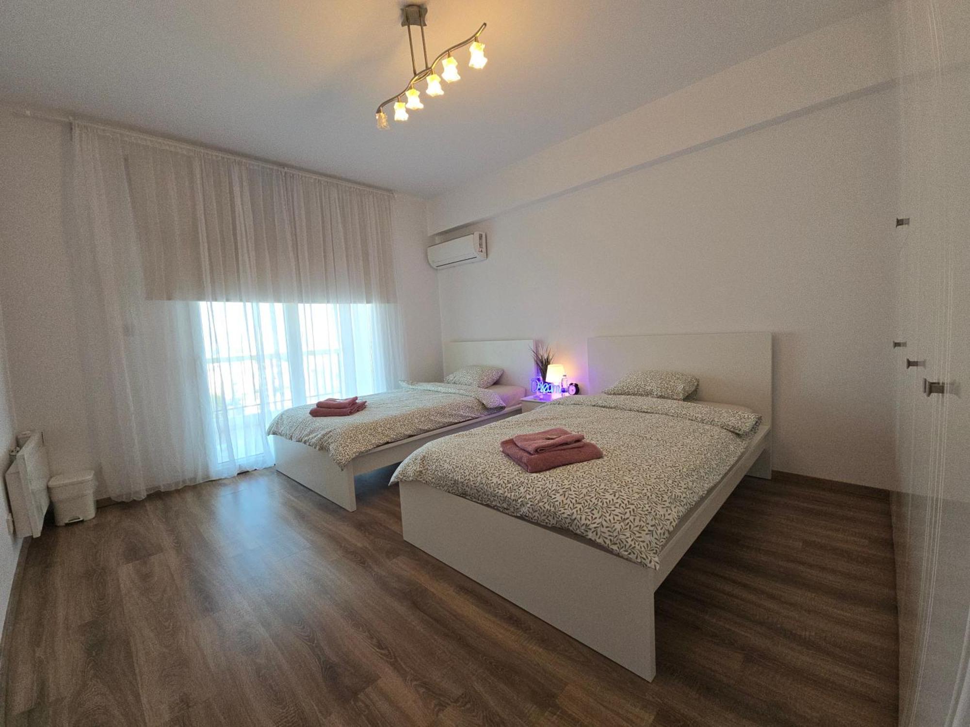 Sunny Rooms Limassol Exteriör bild